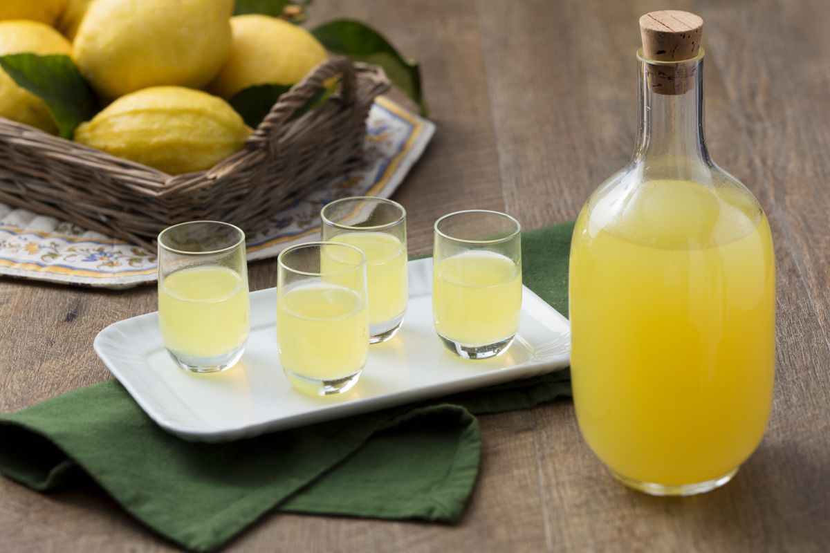 limoncello-lemon-flavored-liqueur_1200x800.jpg